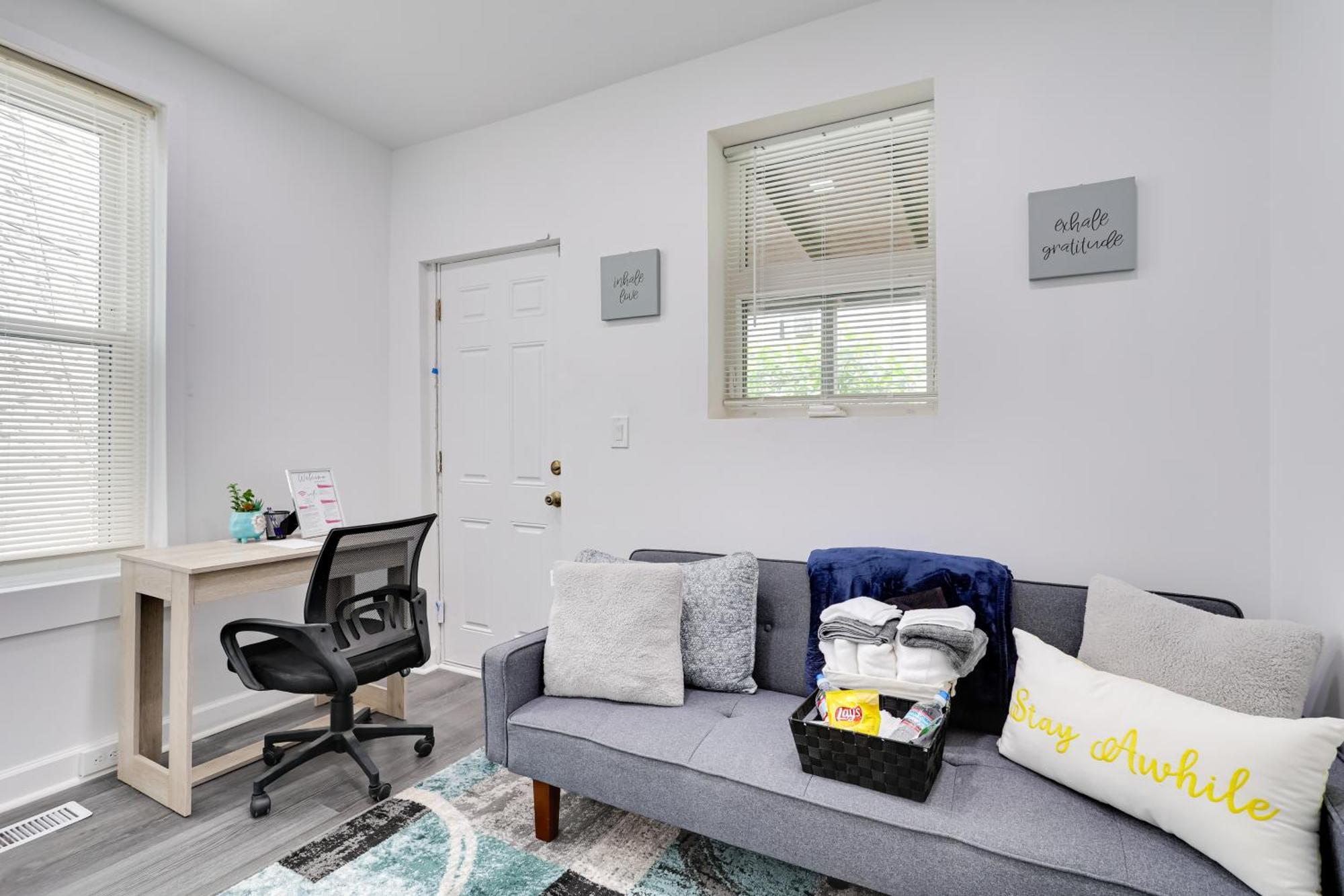 Holiday home Cozy Retreat About 4 Mi To Downtown