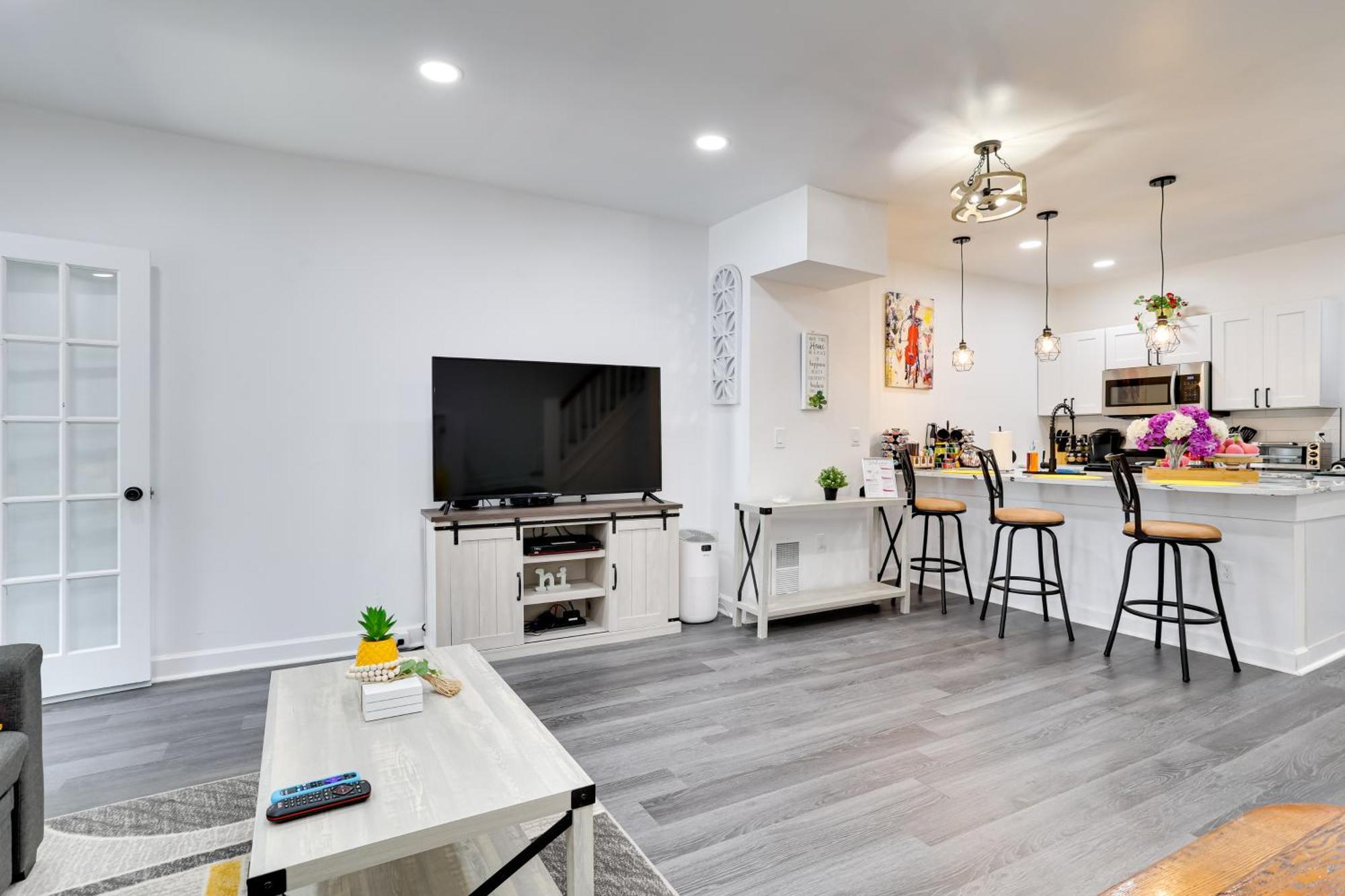 Cozy Retreat About 4 Mi To Downtown Holiday home *